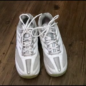 Nike Golf shoes 🎉HOST PICK🎉